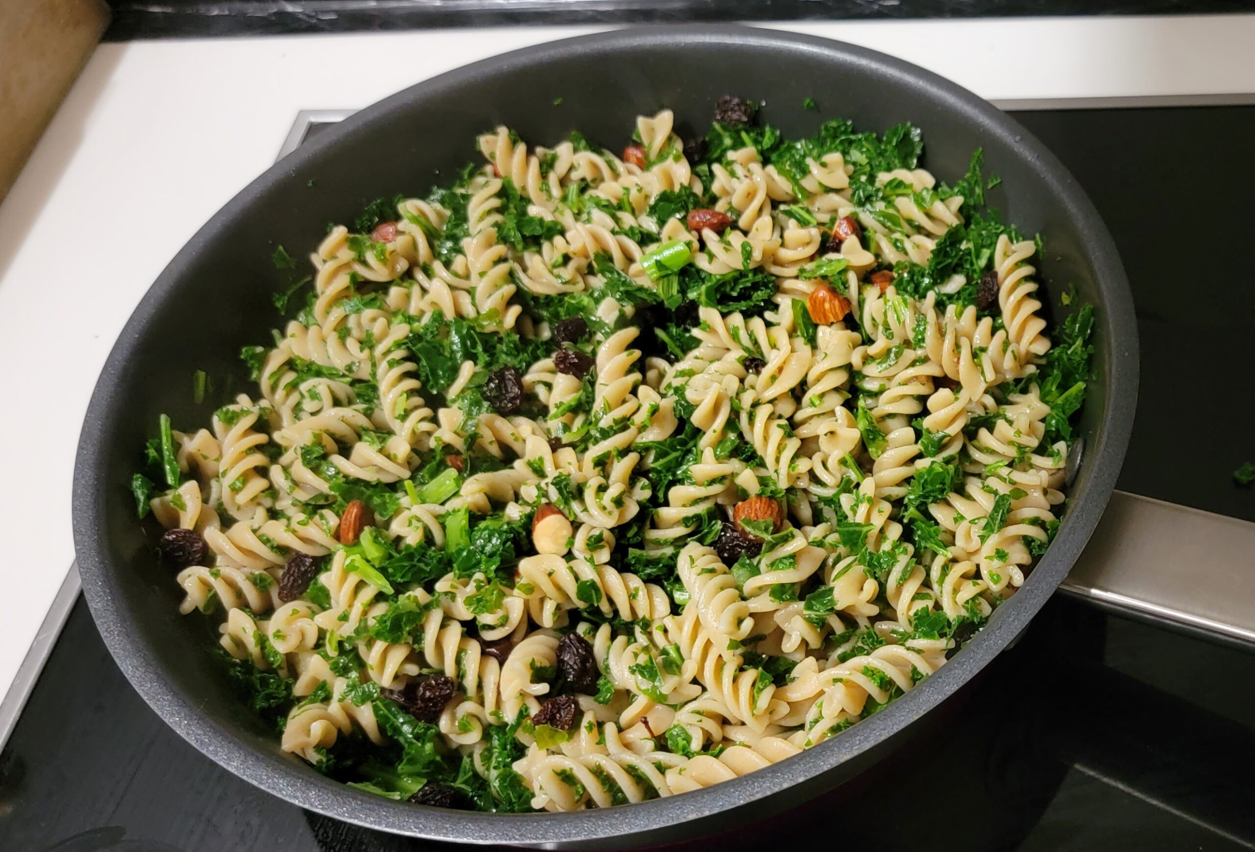 Vollkornnudeln mit Grünkohl für 2 Personen